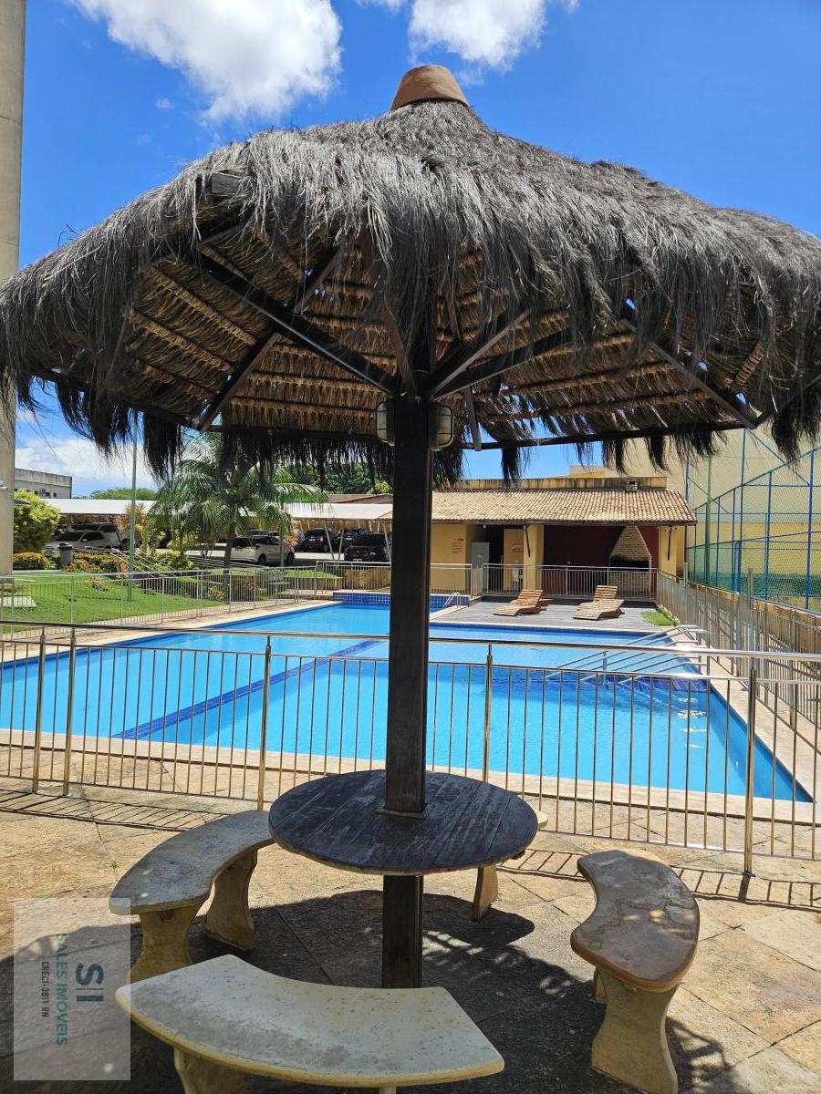  - Apartamento à venda em Natal, Pitimbu, com 2 quartos, 55m²