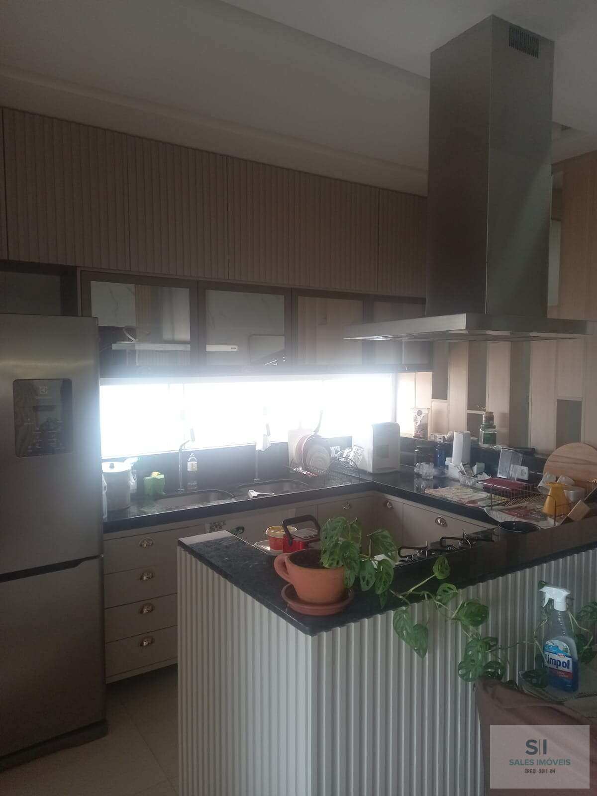  - Casa 3 suítes condomínio  fechado