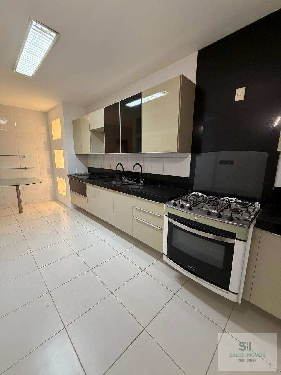  - Casa de condomínio à venda em Parnamirim, Parque do Jiqui, com 5 quartos, 365m²