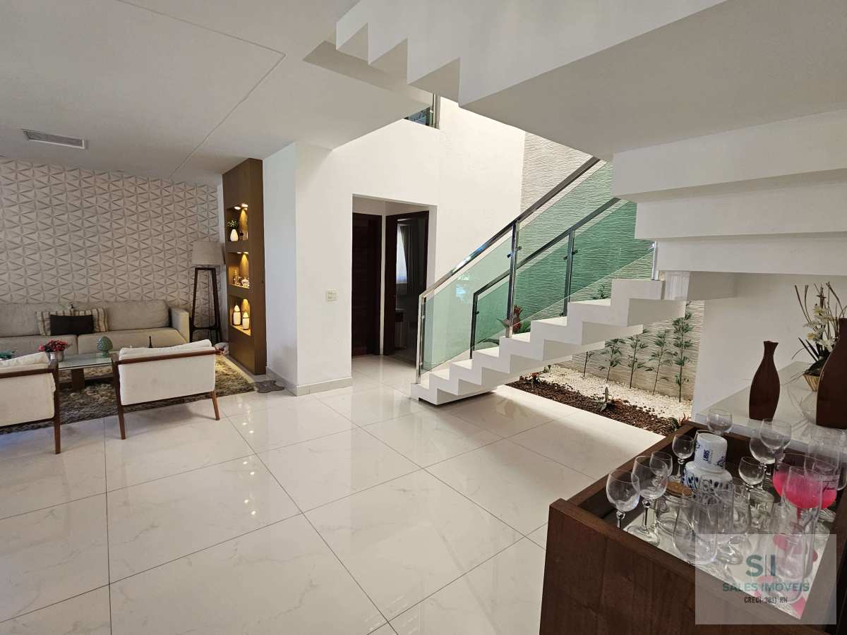  - Casa de condomínio à venda em Natal, Lagoa Nova, com 4 quartos, 436,36m²