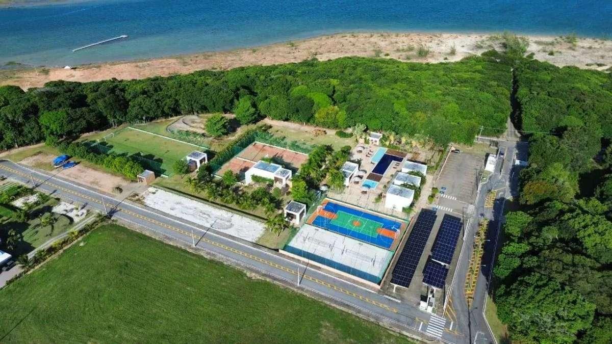  - Terreno em Condomínio à venda, chacara bonfim de 1048m²